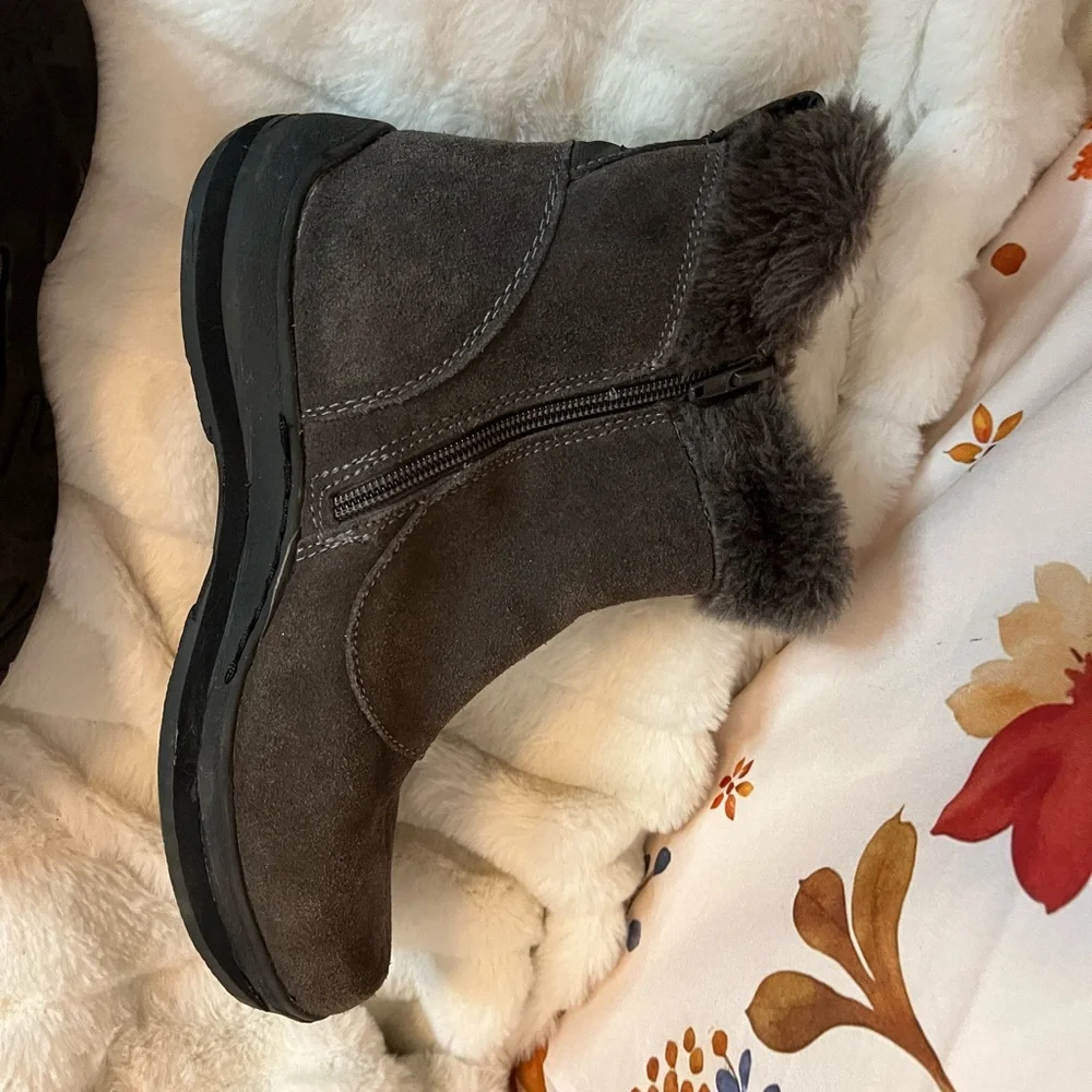 Bare Traps Harleen 8M Suede Side Zip Faux Fur Trim Grey Winter Snow Boots Fall